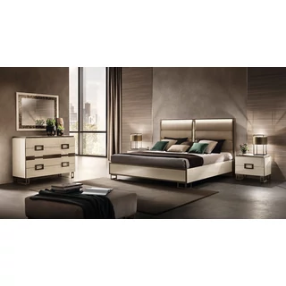 AC Poesia bedroom - with marble effect tops