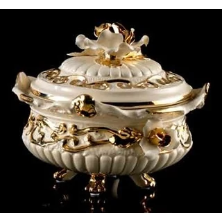 Kerek kerámia ékszerdoboz rózsákkal - krémszínű, arany