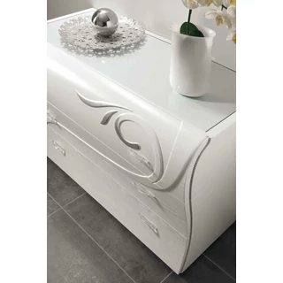 Diadema komód fehér üvegtetővel, Swarovski kristályok nélkül