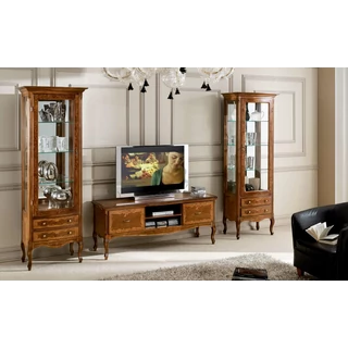 SE Venezia living room - walnut