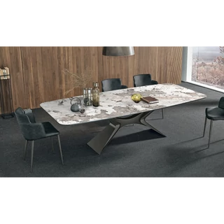 Sail étkezőasztal (075 Patagonia Tundra kerámia asztallap, antracit váz, 260x120 cm-es fix változat) és Carol szék