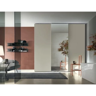 Gardróbszekrény, 3 tolóajtós, 1 tükrös ajtóval – TO Gola