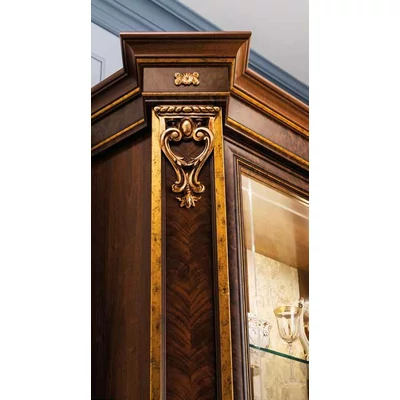 AC Modigliani Day 3-doors display cabinet