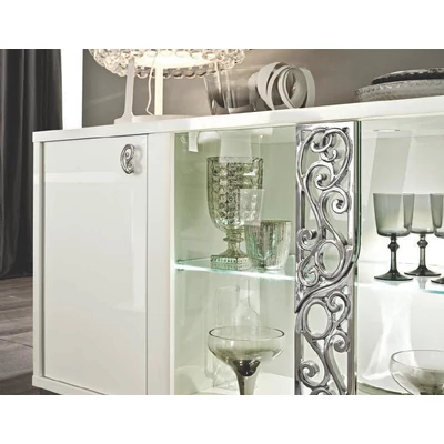 Részlet az ajtóról