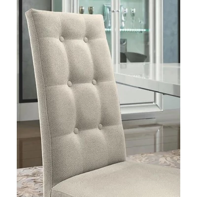 Dama Bianca Day Chair with PERLA fabric