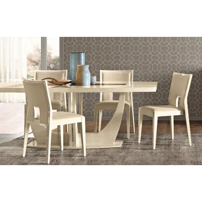 Ambra Day Dining table 160x80 cm (+50 cm extendable)