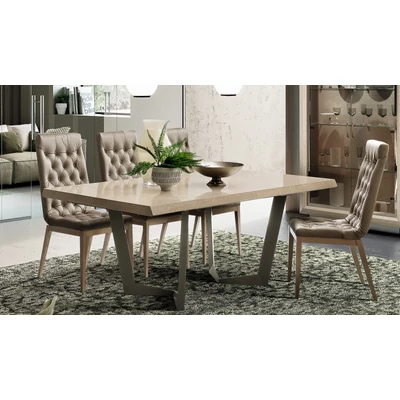 Net étkezőasztal Capitonne' székekkel