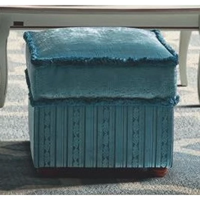 Decor Day Pouf with container
