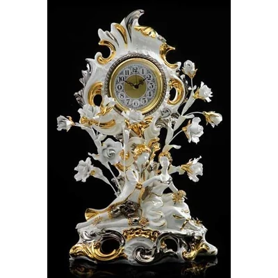 Ceramic clock with roses.