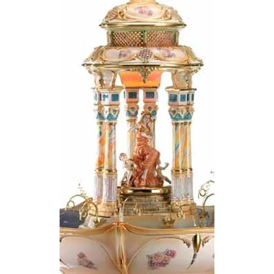 Ceramic fountain: playing angels with lady, with pedestal number 784.