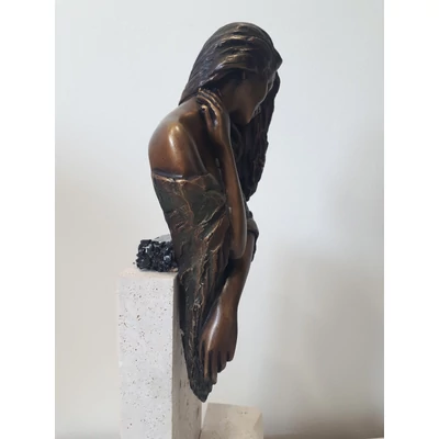 Sad lady bronze sculpture