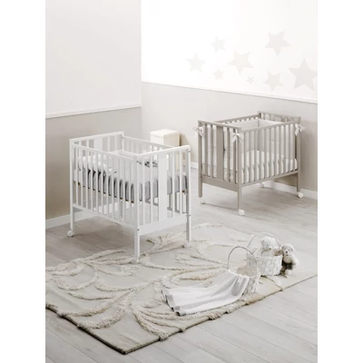 Mini crib - white