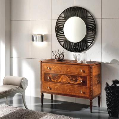 Classic Chest of drawers