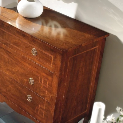 Classic Erica Chest of drawers