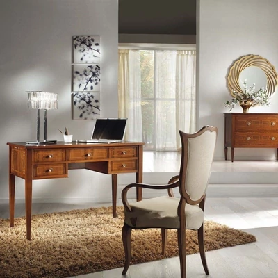 Classic Desk