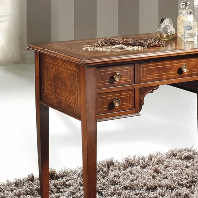 Classic Desk