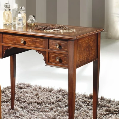 Classic Desk