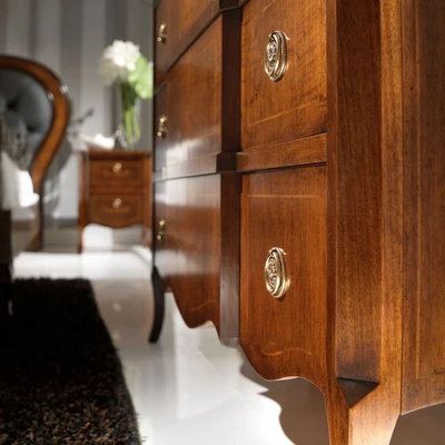 Classic Sonia Chest of drawers