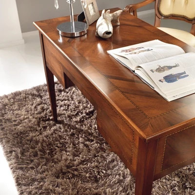 Classic Desk