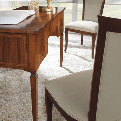Classic Desk