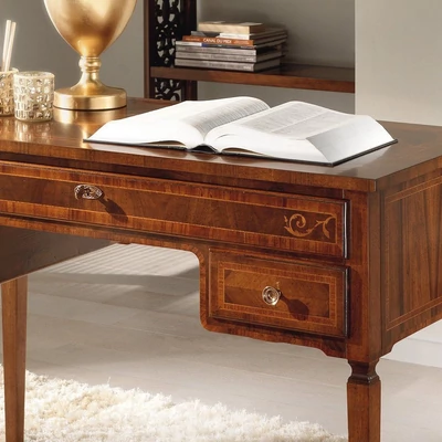 Classic Desk