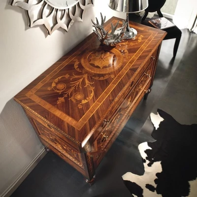 Classic Dante Chest of drawers