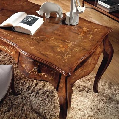Classic Desk
