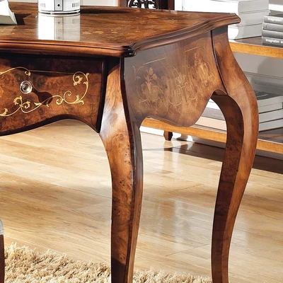 Classic Desk