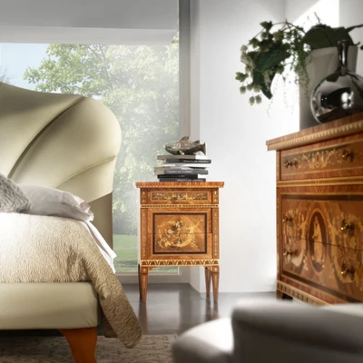 Classic Angeli Night table