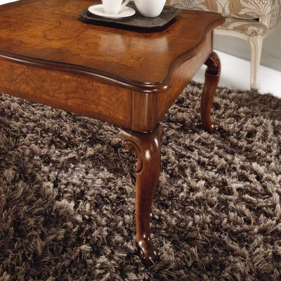 Classic Square-shaped coffee table