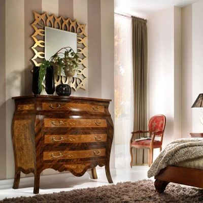 Classic Chest of drawers
