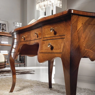 Classic Desk