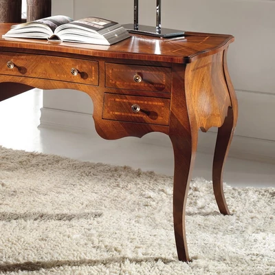 Classic Desk
