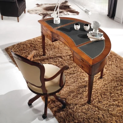 Classic Mezzaluna Desk