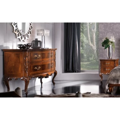 Classic Chest of drawers