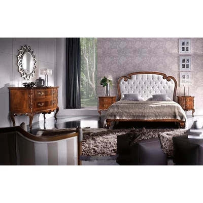 Classic Chest of drawers