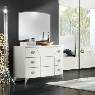 Komód 3 fiókkal, króm lábakkal – Morello 4008