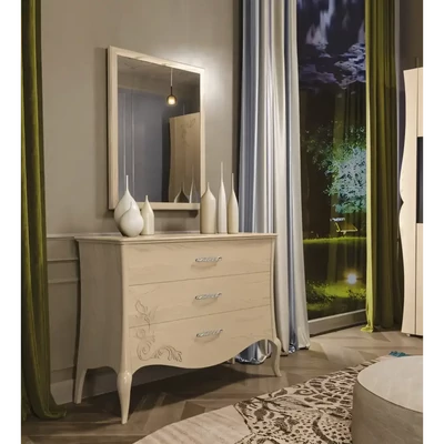 Komód 3 fiókkal, áttört díszítéssel – Morello 4365