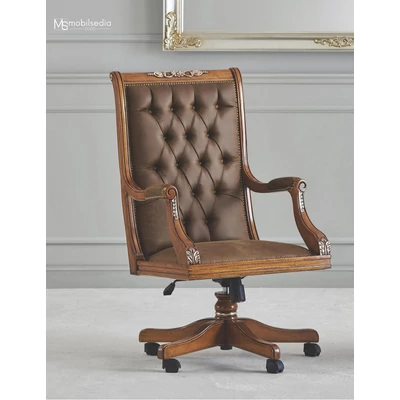 Roma swivel boss chair