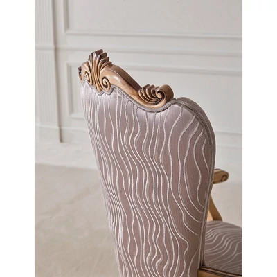 Cloe easy chair