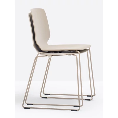 Babila stackable chair