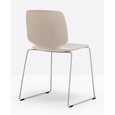 Babila stackable chair