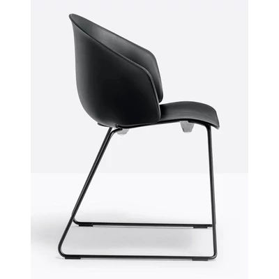 Grace stackable chair