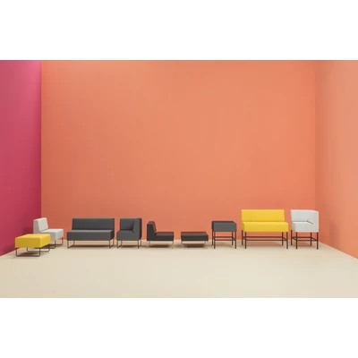 Host couch