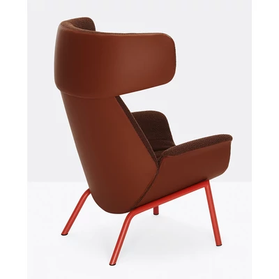 Ila armchair