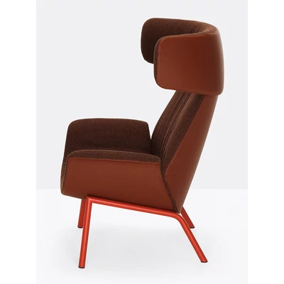 Ila armchair