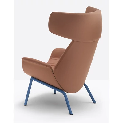 Ila armchair