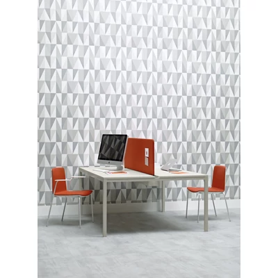 Kuadro office table