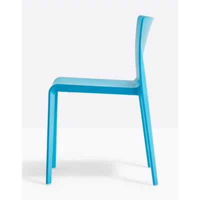 Volt stackable chair