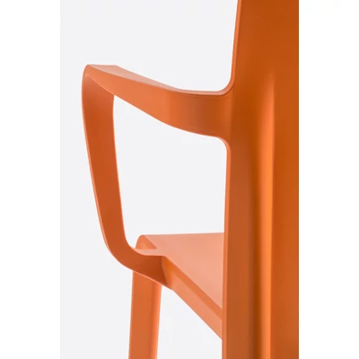 Volt rakásolható karosszék